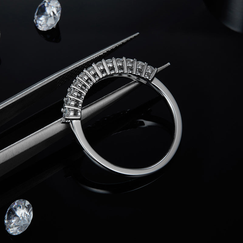 Meridian Oval Cut Moissanite Ring