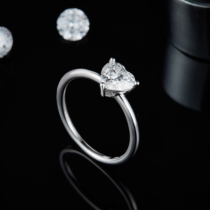 Polaris Heart Solitaire Ring