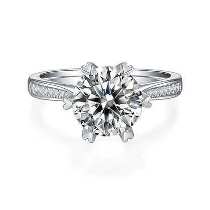 Polaris Round Cut Moissanite Ring